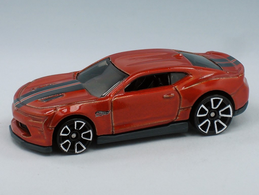 18 camaro ss hot wheels