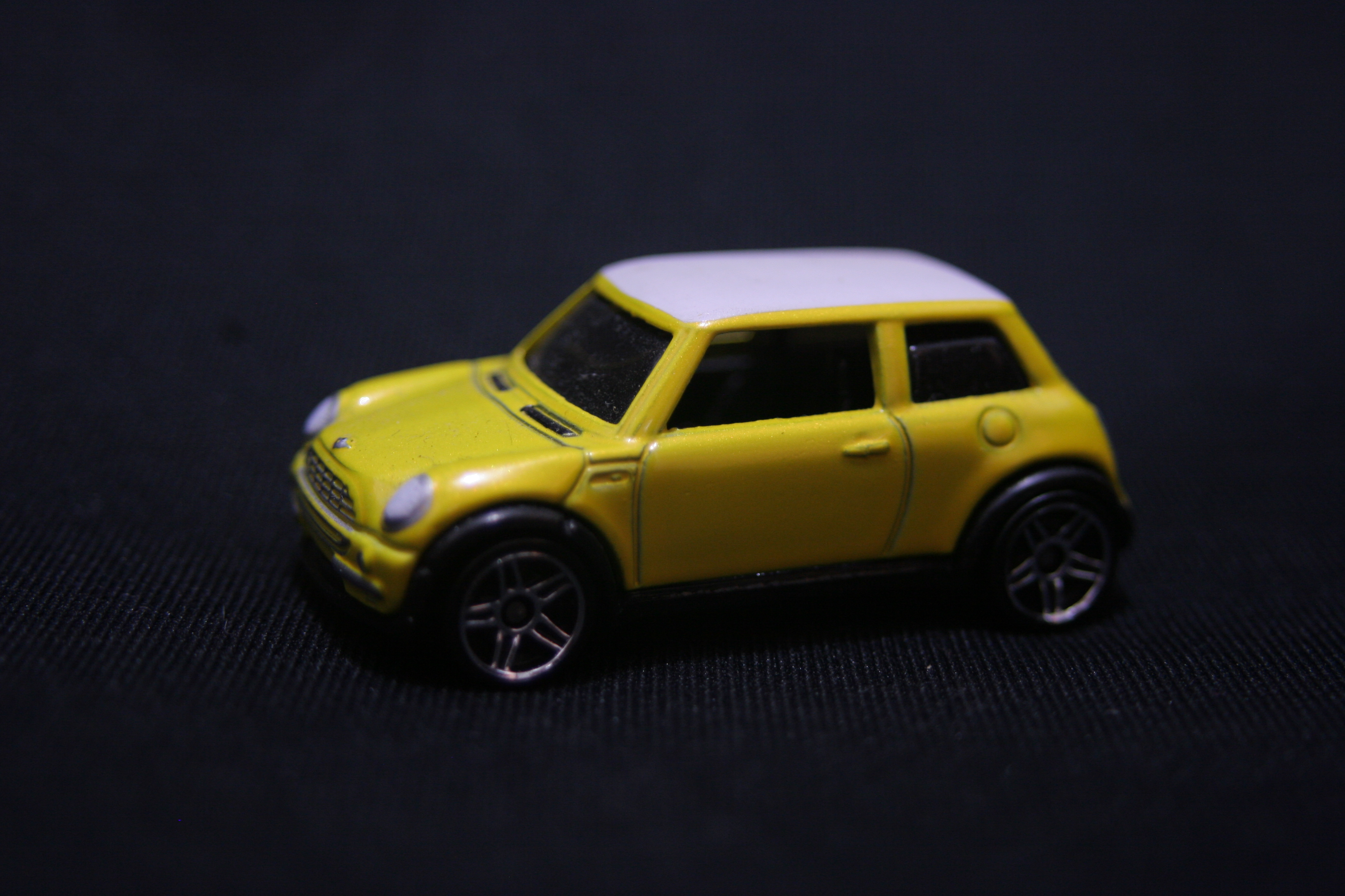 hot wheels 2001 mini cooper