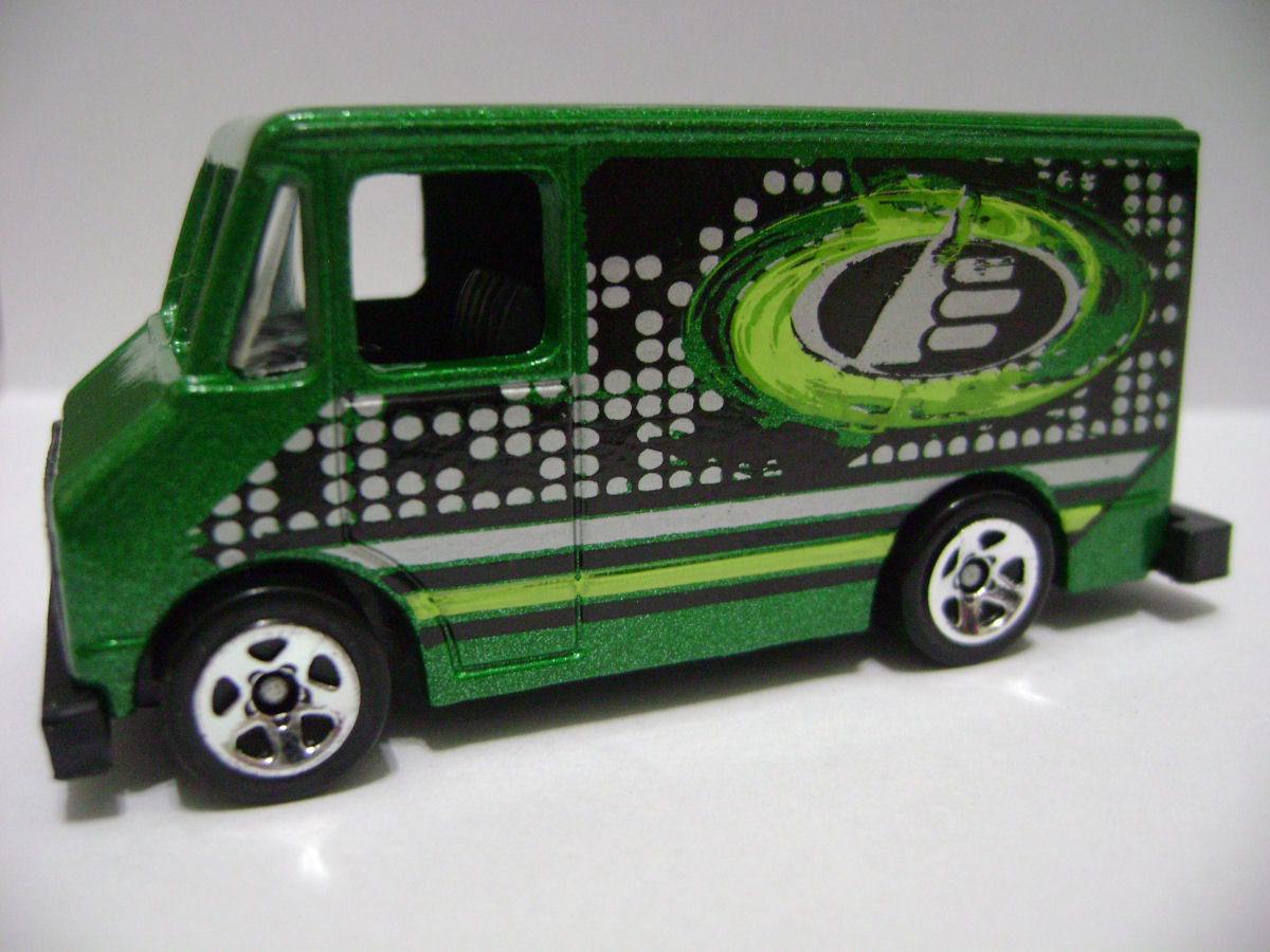 hot wheels delivery truck