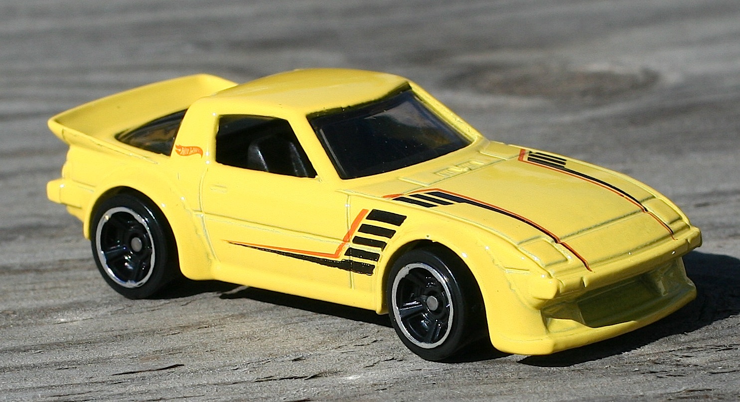 hot wheels mazda rx7 yellow