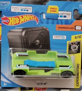 hot wheels zoom in green