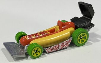 hot wheels hot dog car 2017