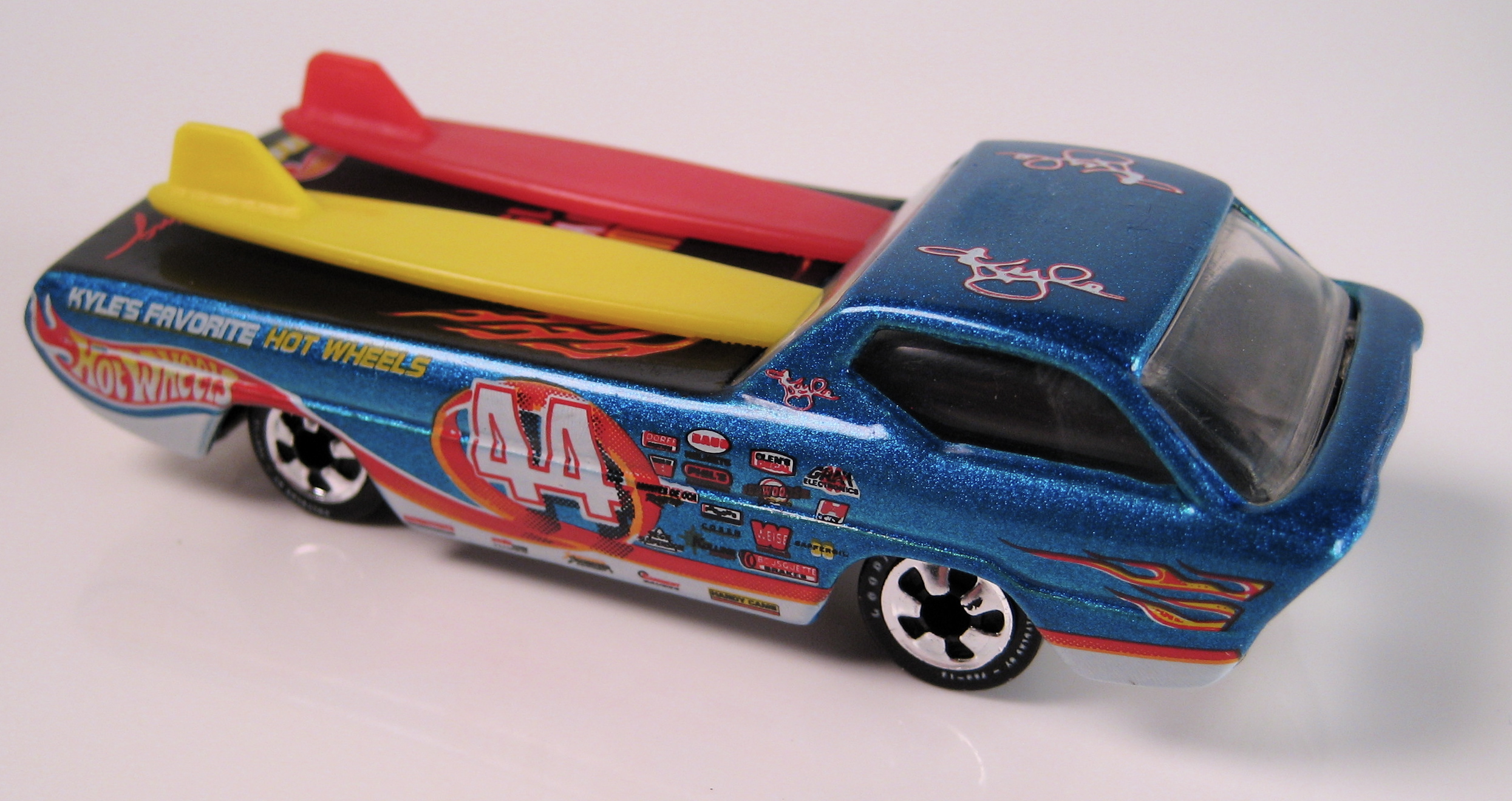 hot wheels surf truck