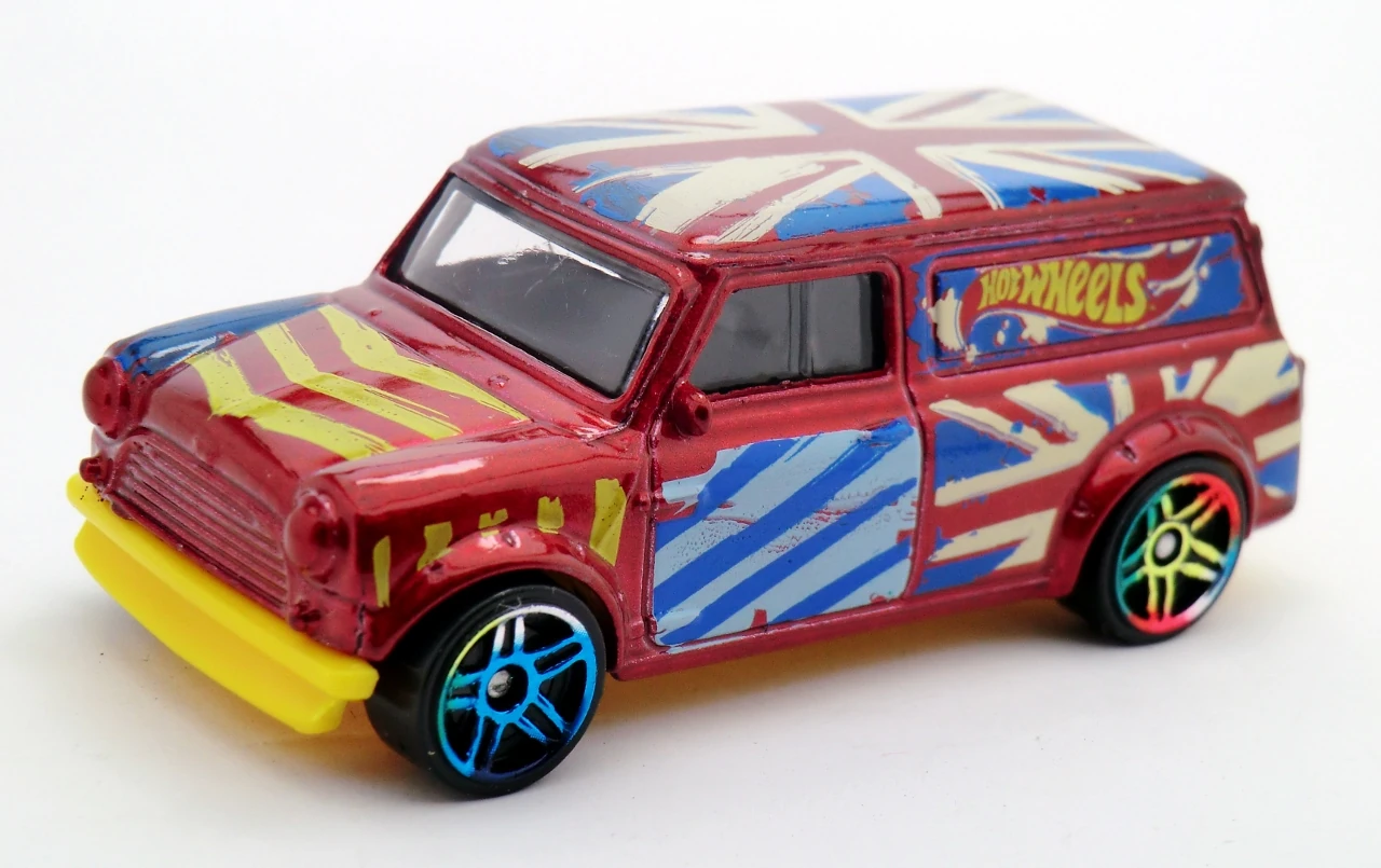 hot wheels 67 austin mini van