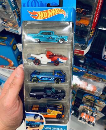 hot wheels corvette 5 pack