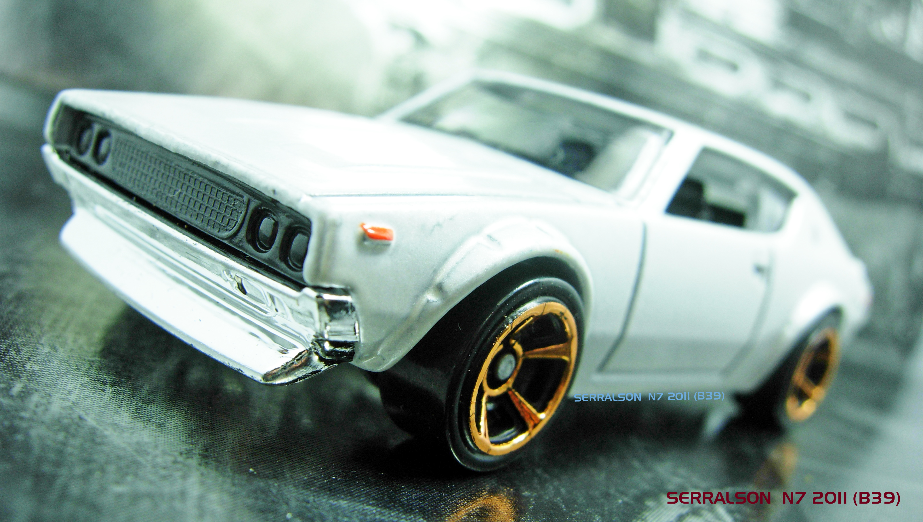 hot wheels nissan 2000gt r