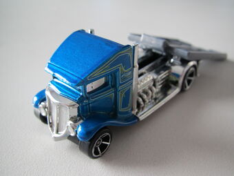 hot wheels fast bed hauler 2019