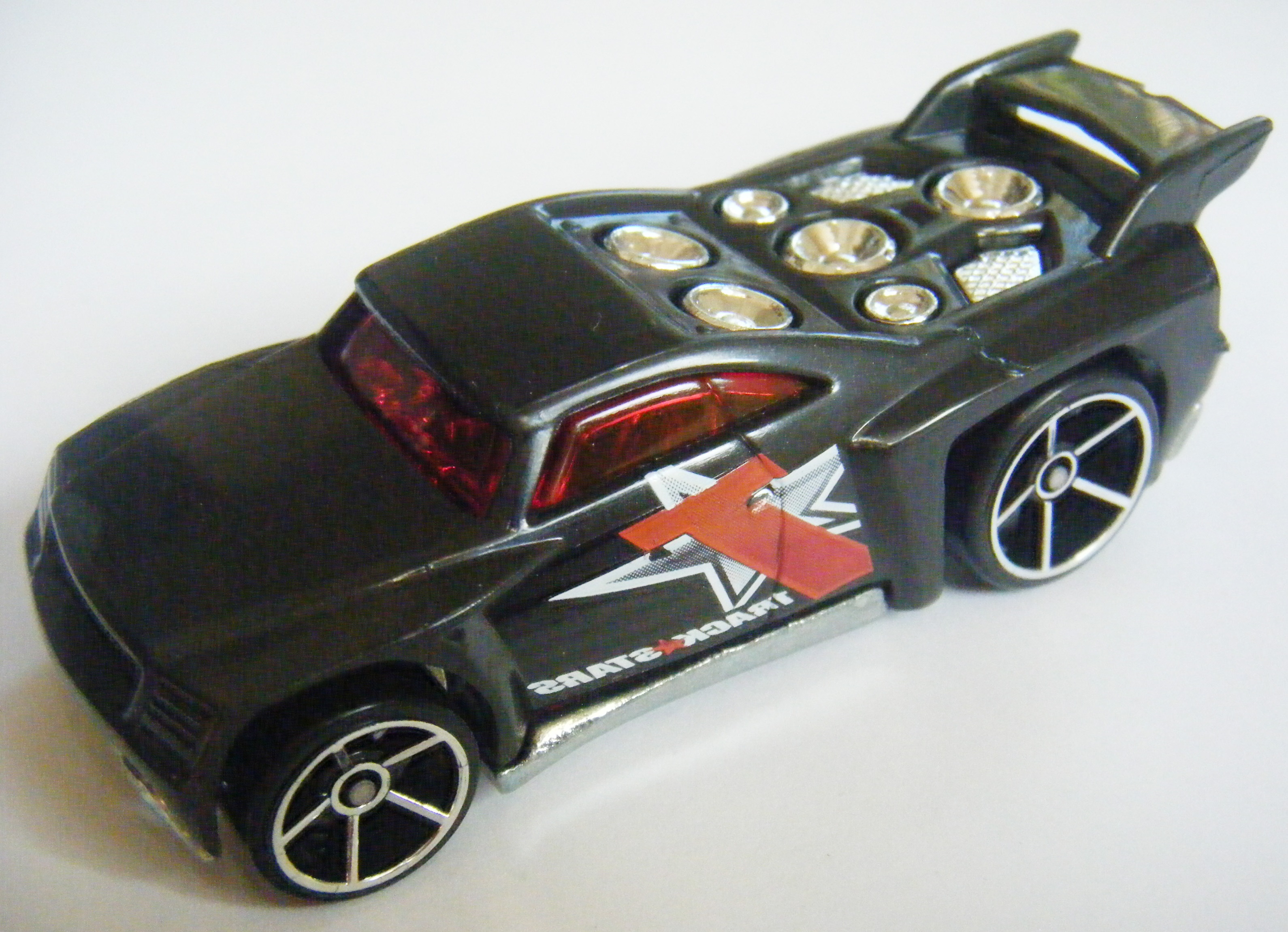 hot wheels bassline car