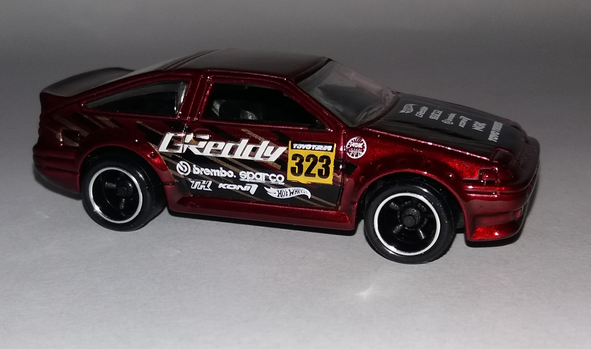 hot wheels toyota ae86 corolla super treasure hunt