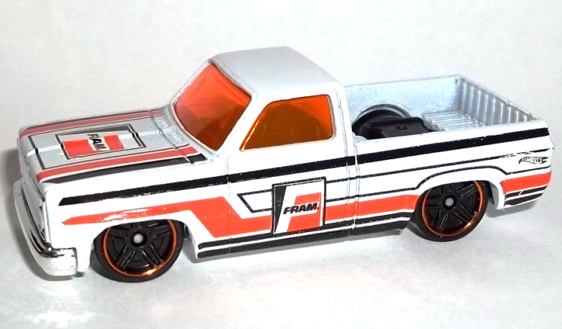 hot wheels 83 chevy silverado