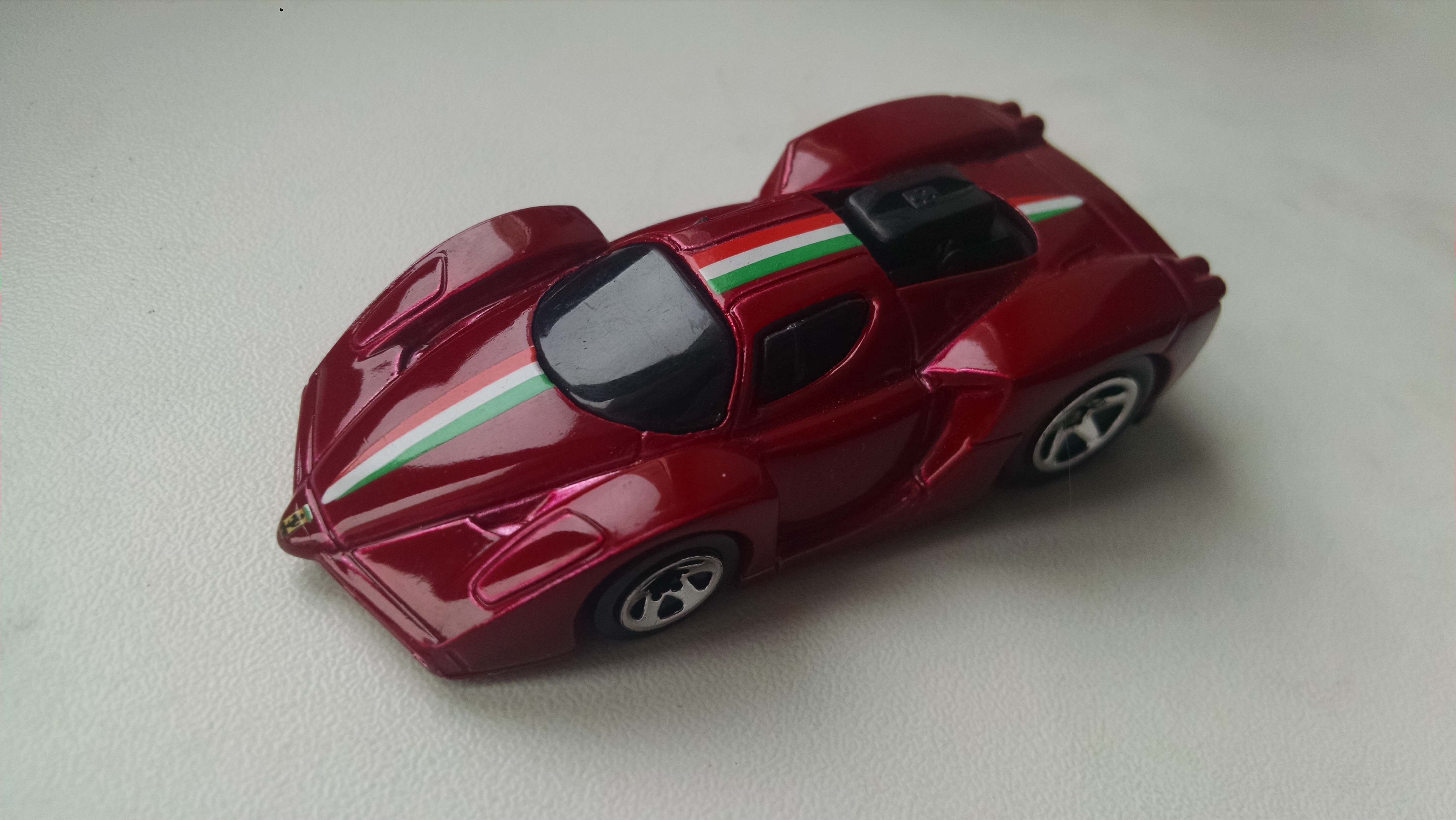 enzo ferrari 2002 hot wheels