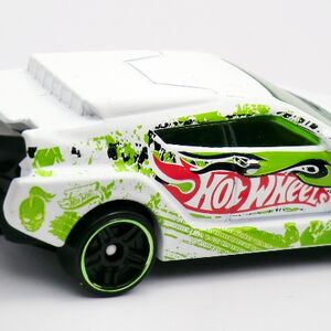 hot wheels loop coupe