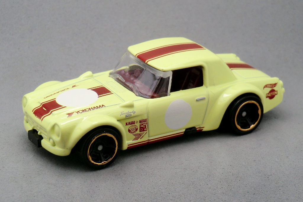 nissan fairlady 2000 hot wheels