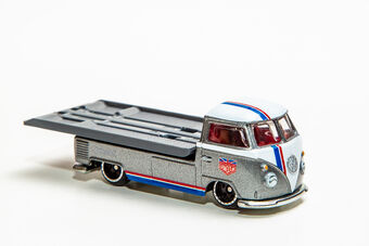 hot wheels transporter 2018