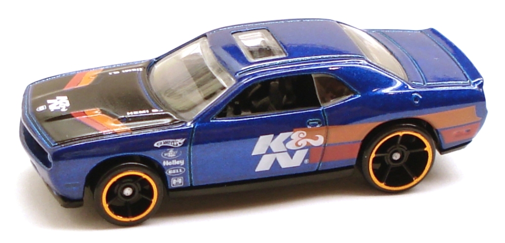 dodge challenger srt8 hot wheels