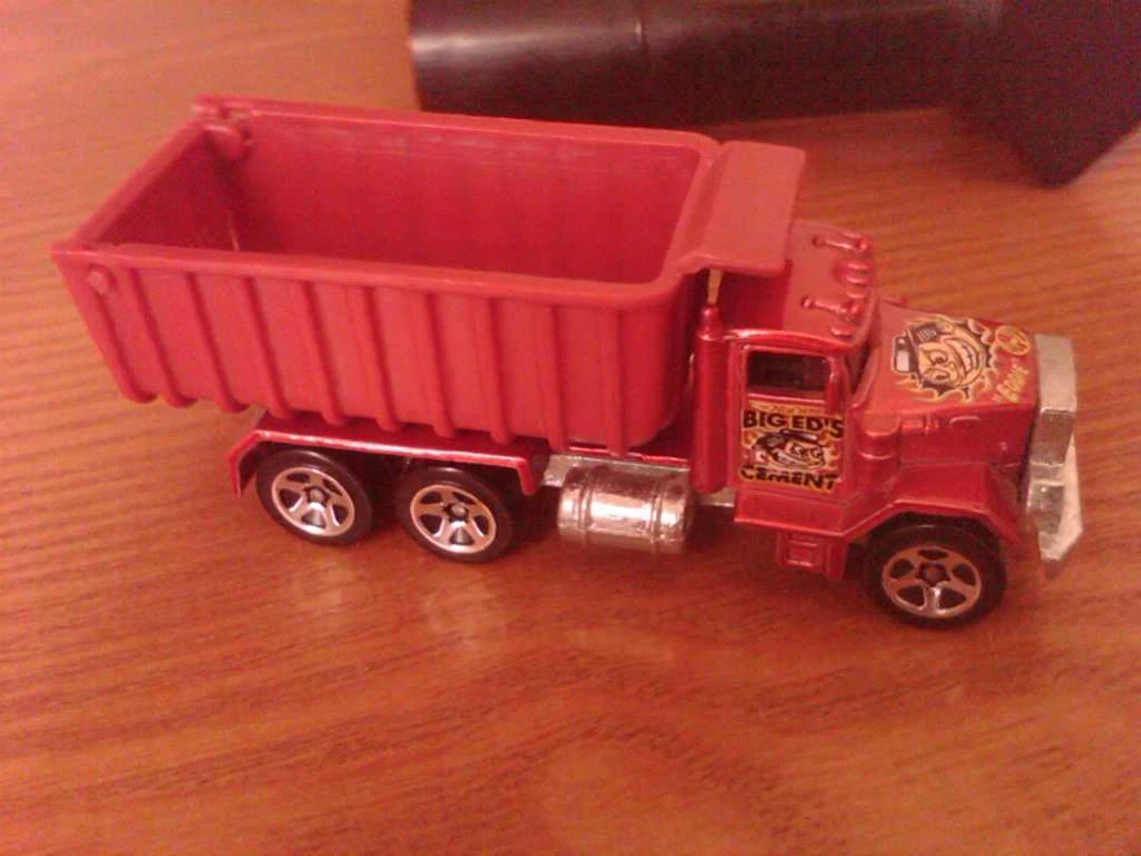 1979 hot wheels dump truck