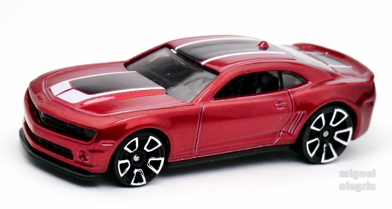 2013 hot wheels chevy camaro special edition