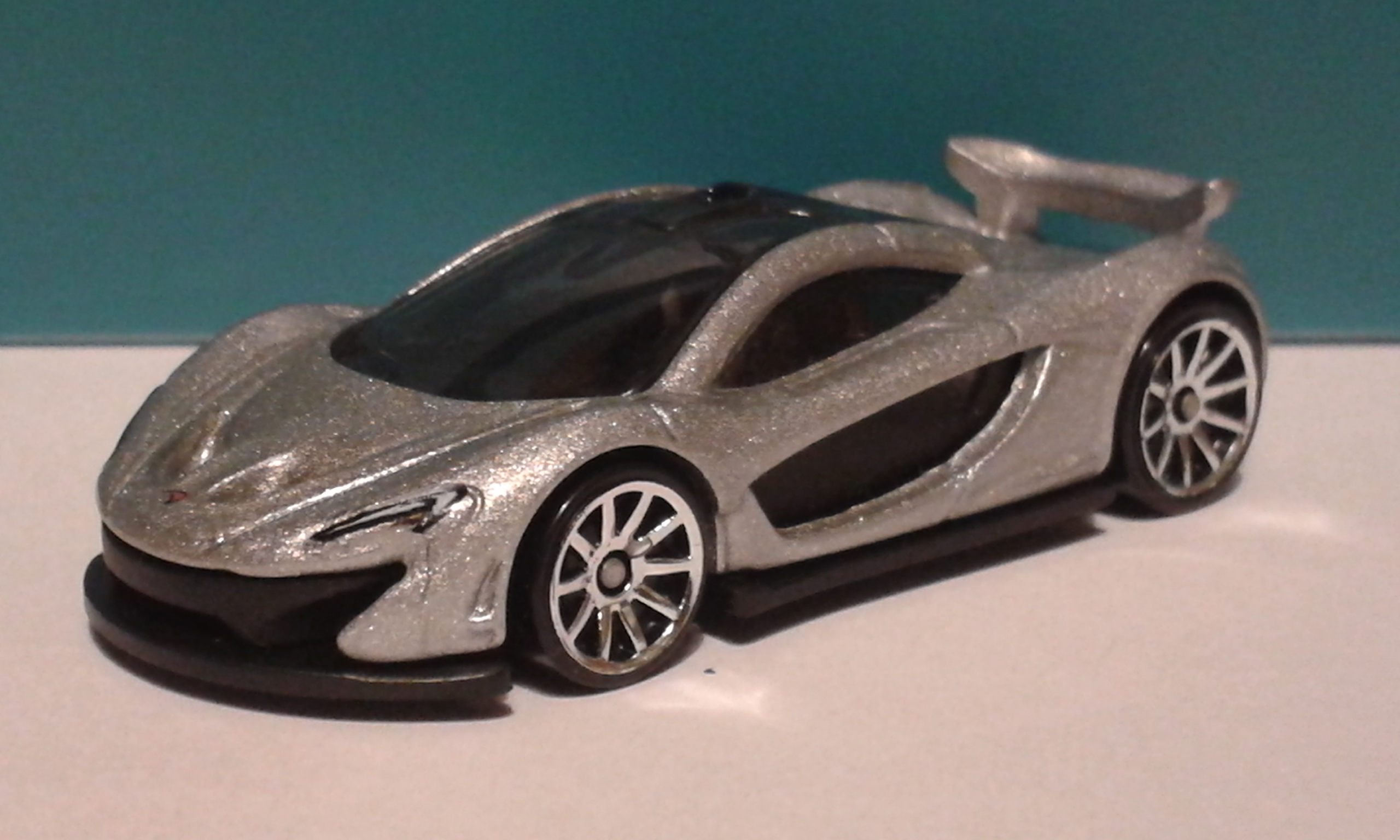 mclaren p1 hot wheels car