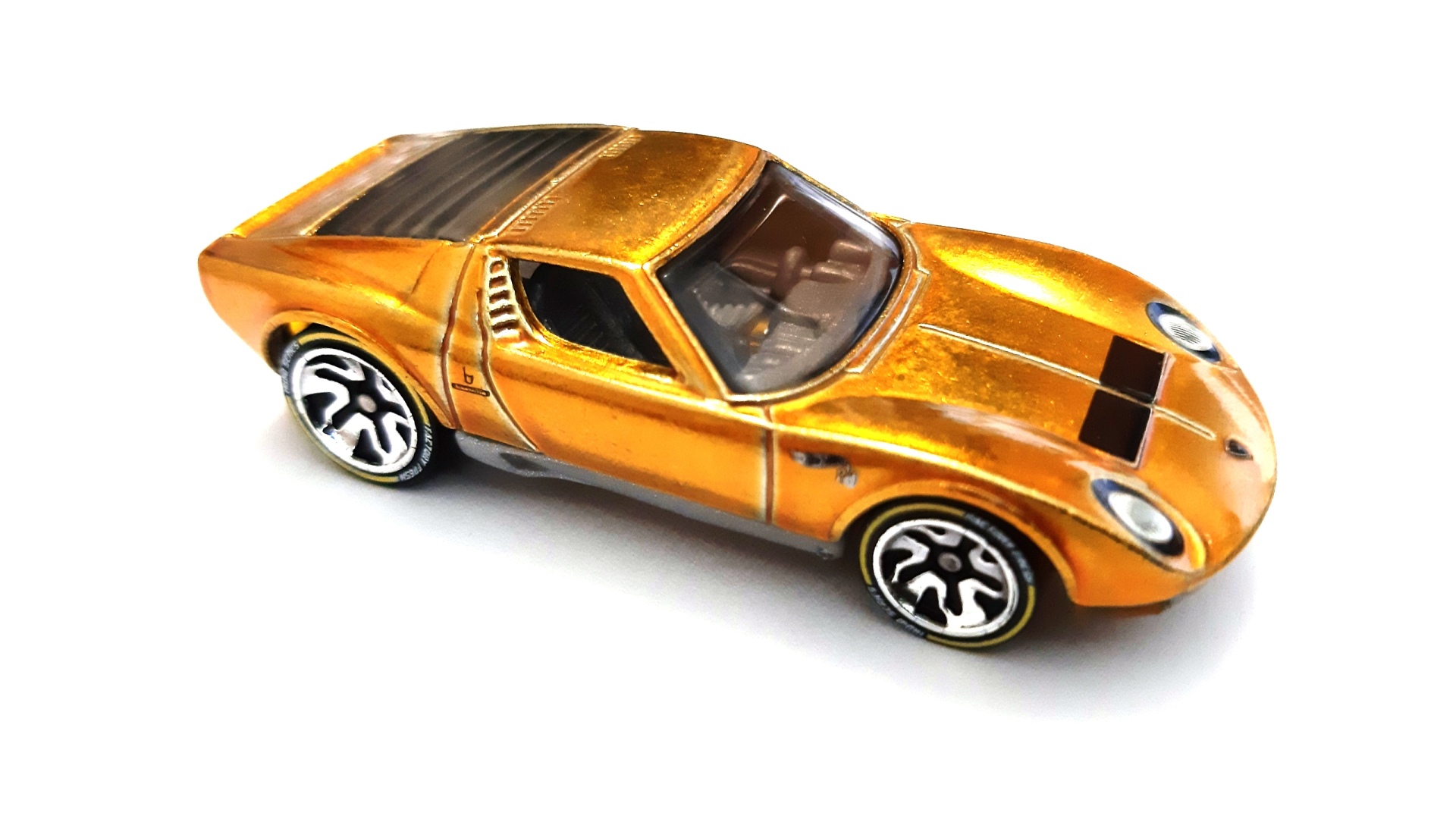 hot wheels lamborghini miura