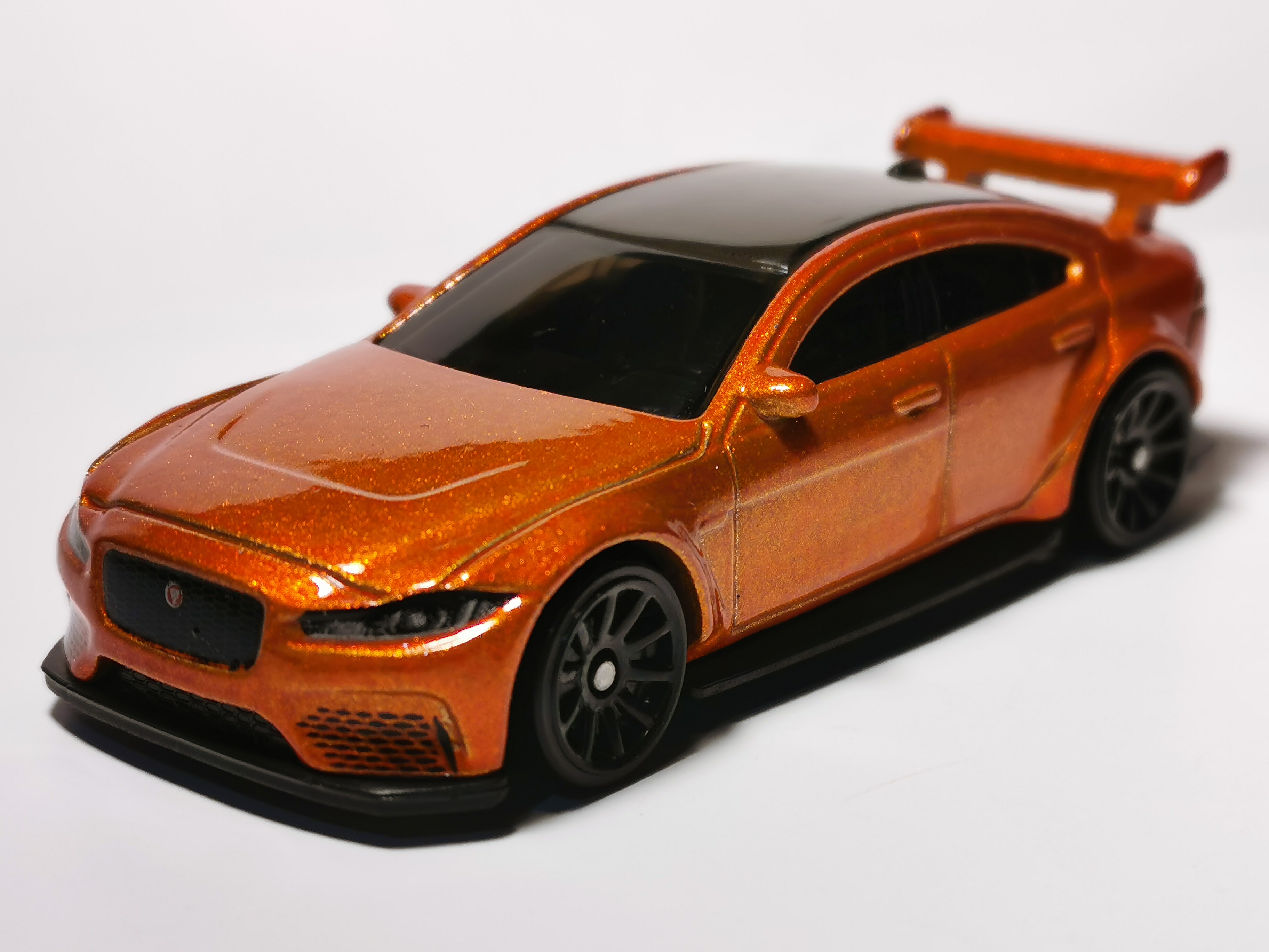 hot wheels jaguar xe sv project 8