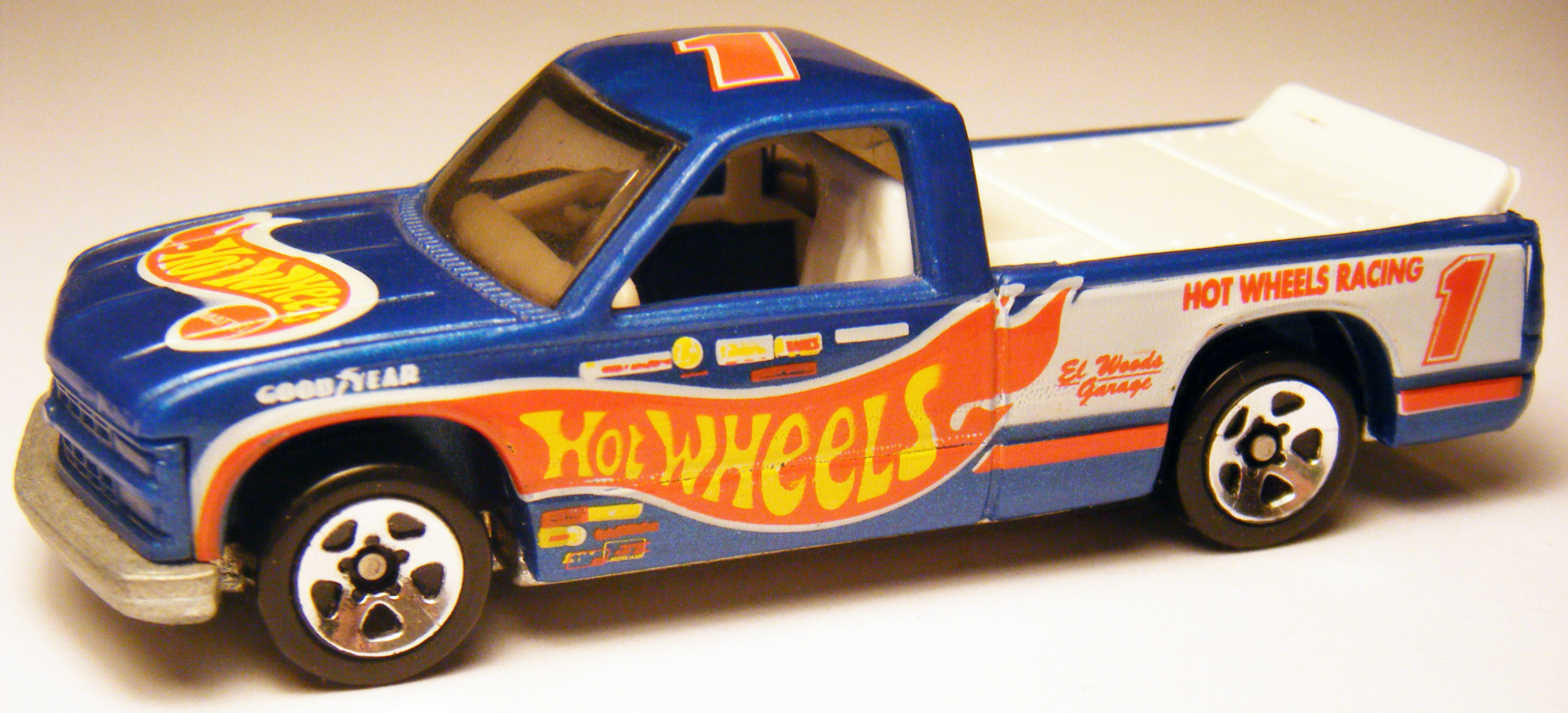 hot wheels 1996 chevy 1500