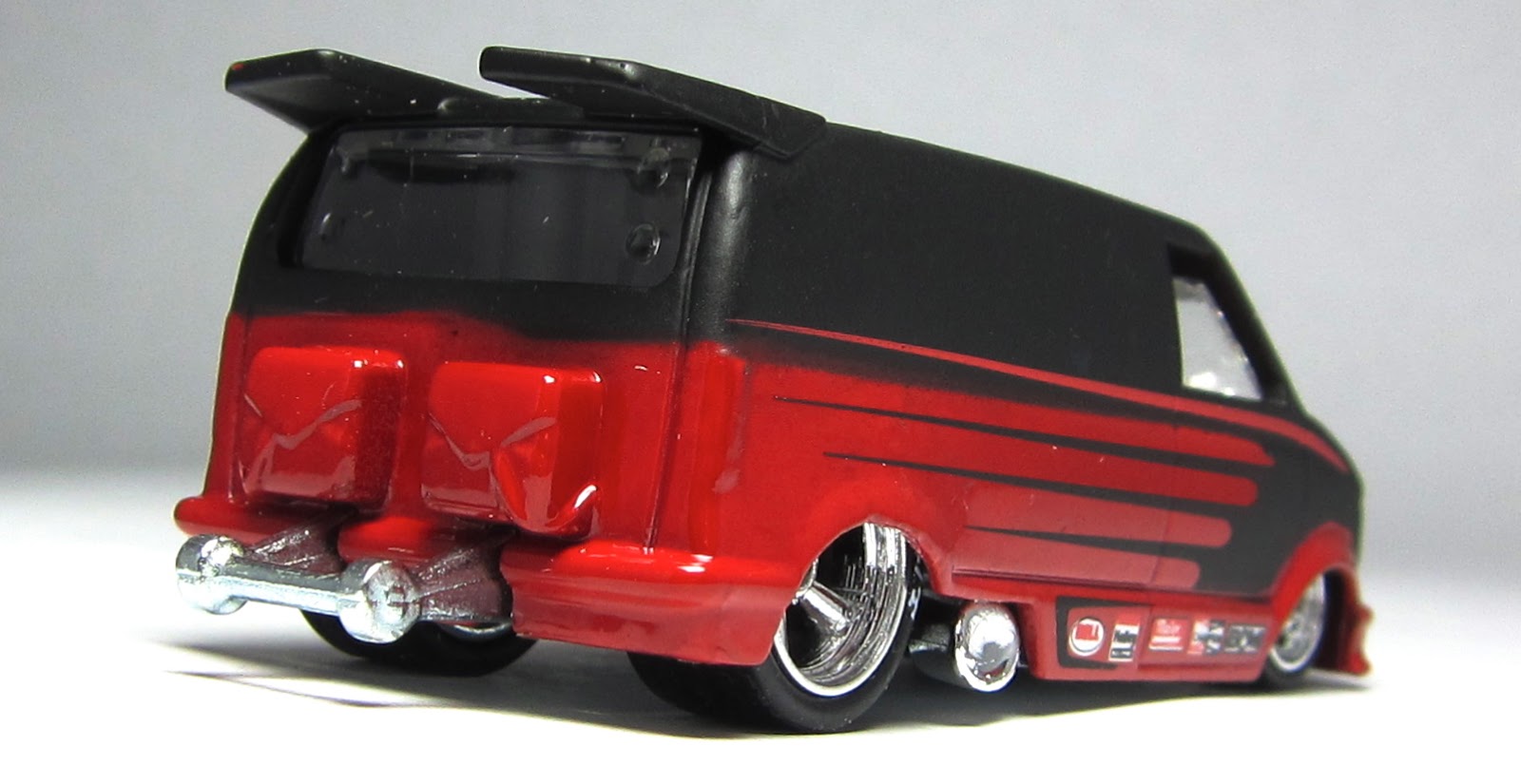 hot wheels chevy van