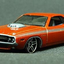 hot wheels dodge hemi challenger