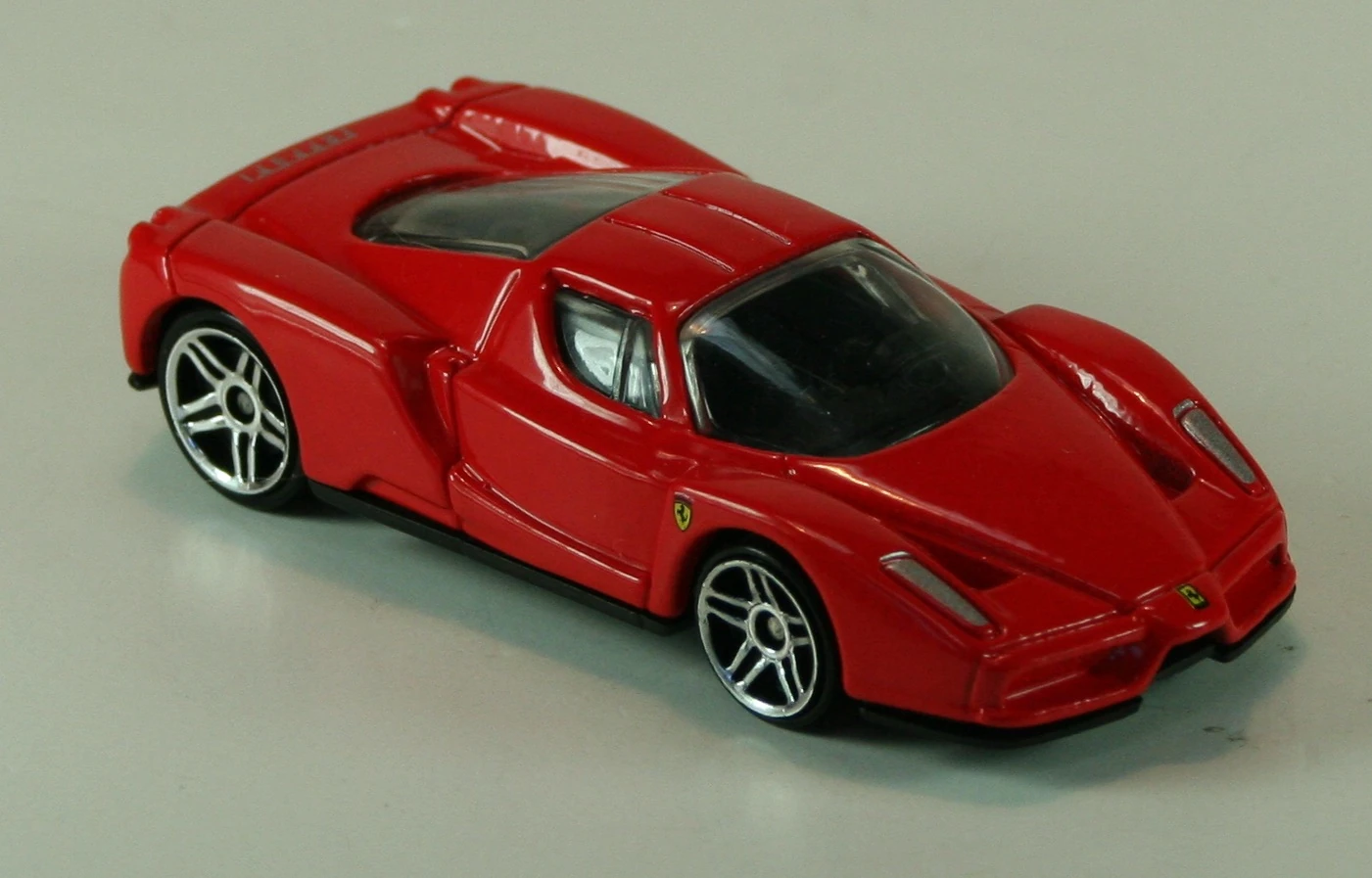 enzo ferrari 2002 hot wheels