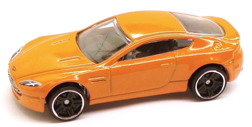 Hot wheels aston martin