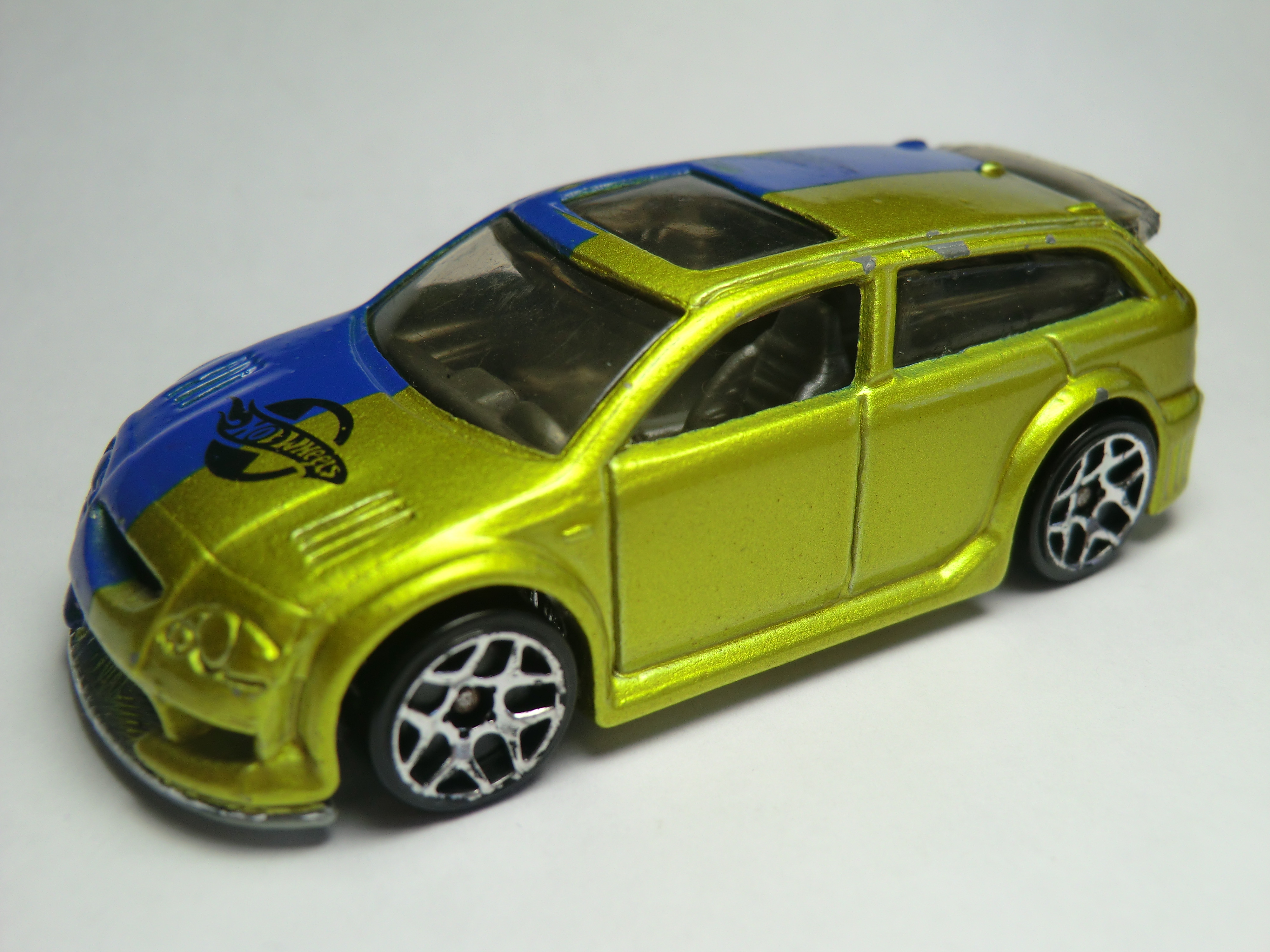 hot wheels audacious 2002