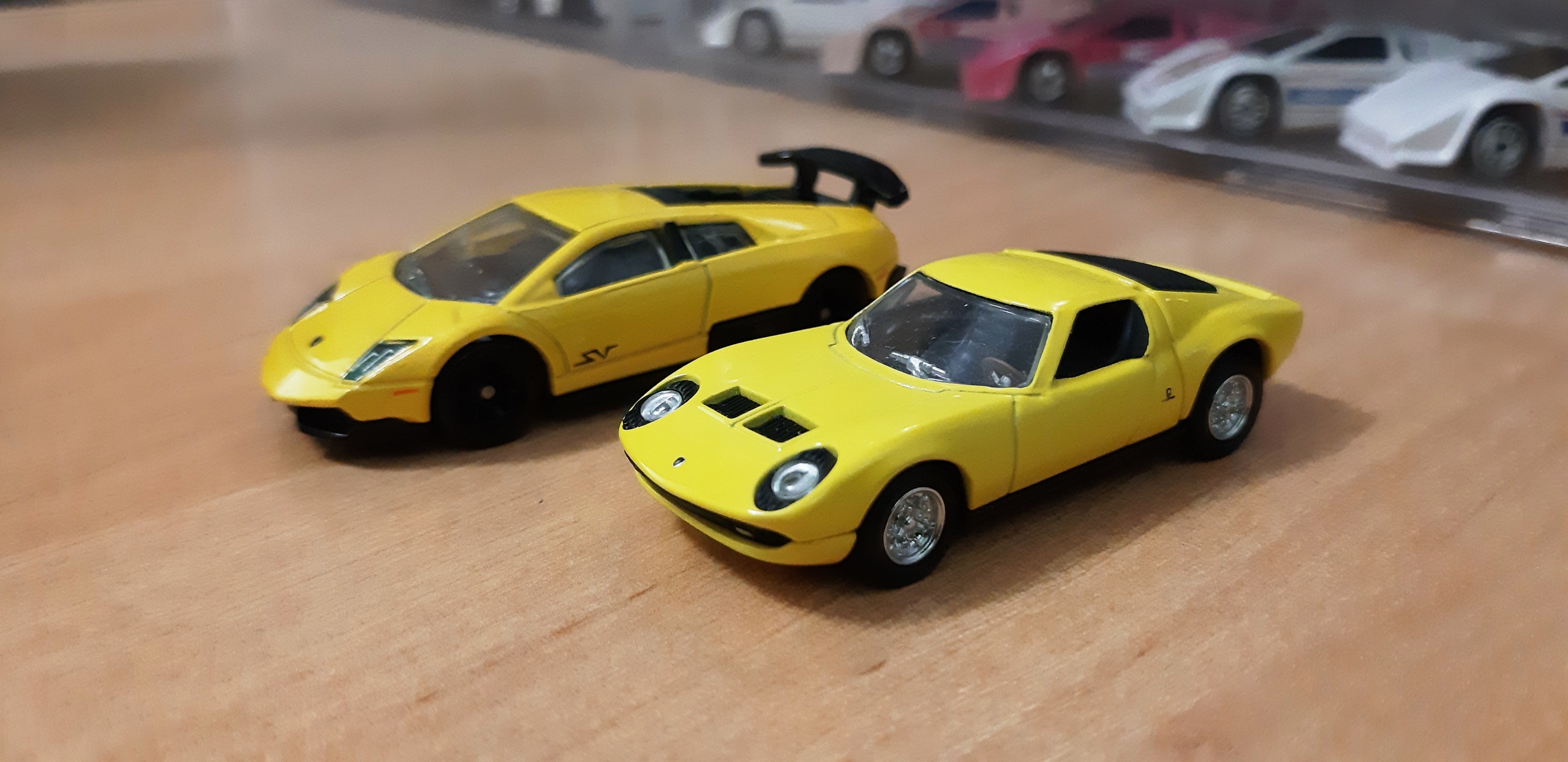 hot wheels miura