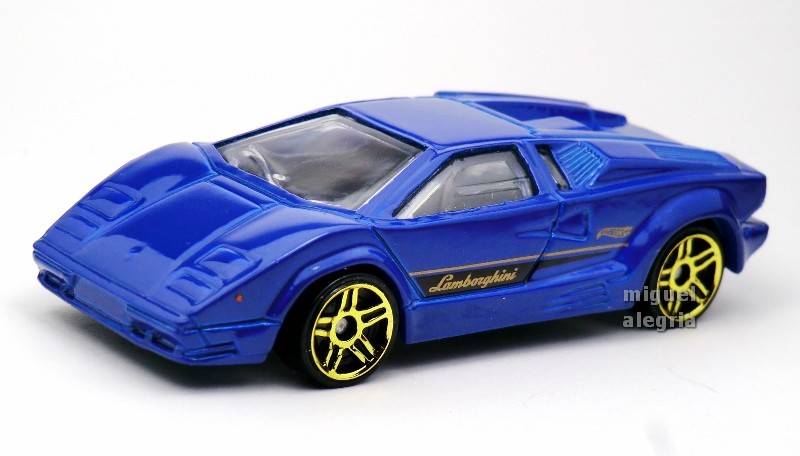 hot wheels lamborghini countach 25th anniversary