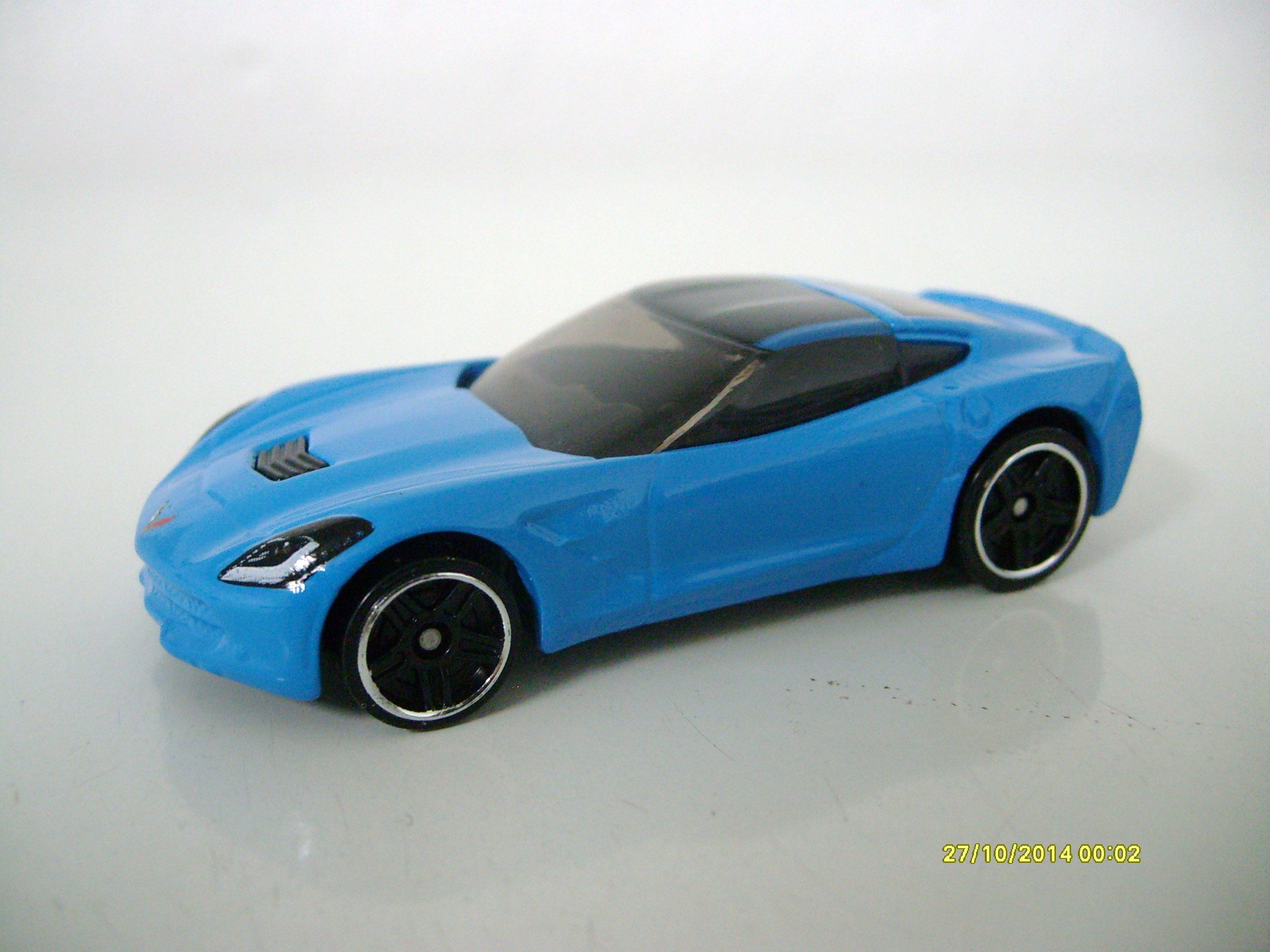 hot wheels 14 corvette stingray convertible