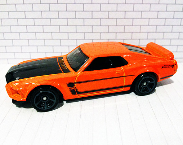 hot wheels ford mustang boss 302