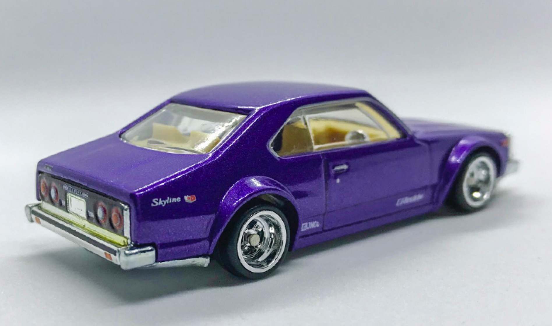 hot wheels nissan skyline c210