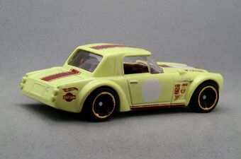 hw fairlady 2000