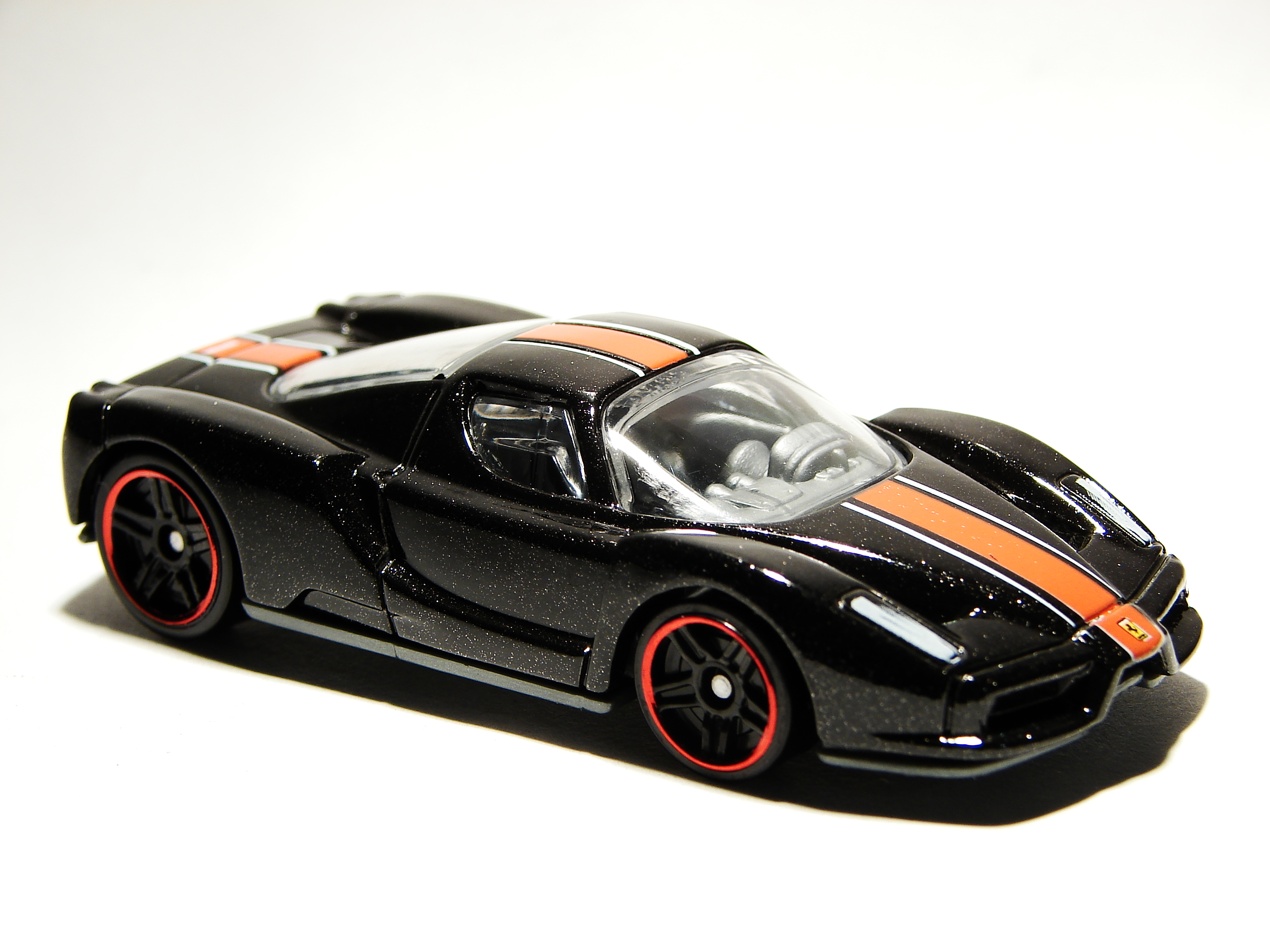 hot wheels enzo ferrari 2002