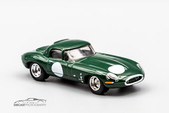 hot wheels jaguar e type