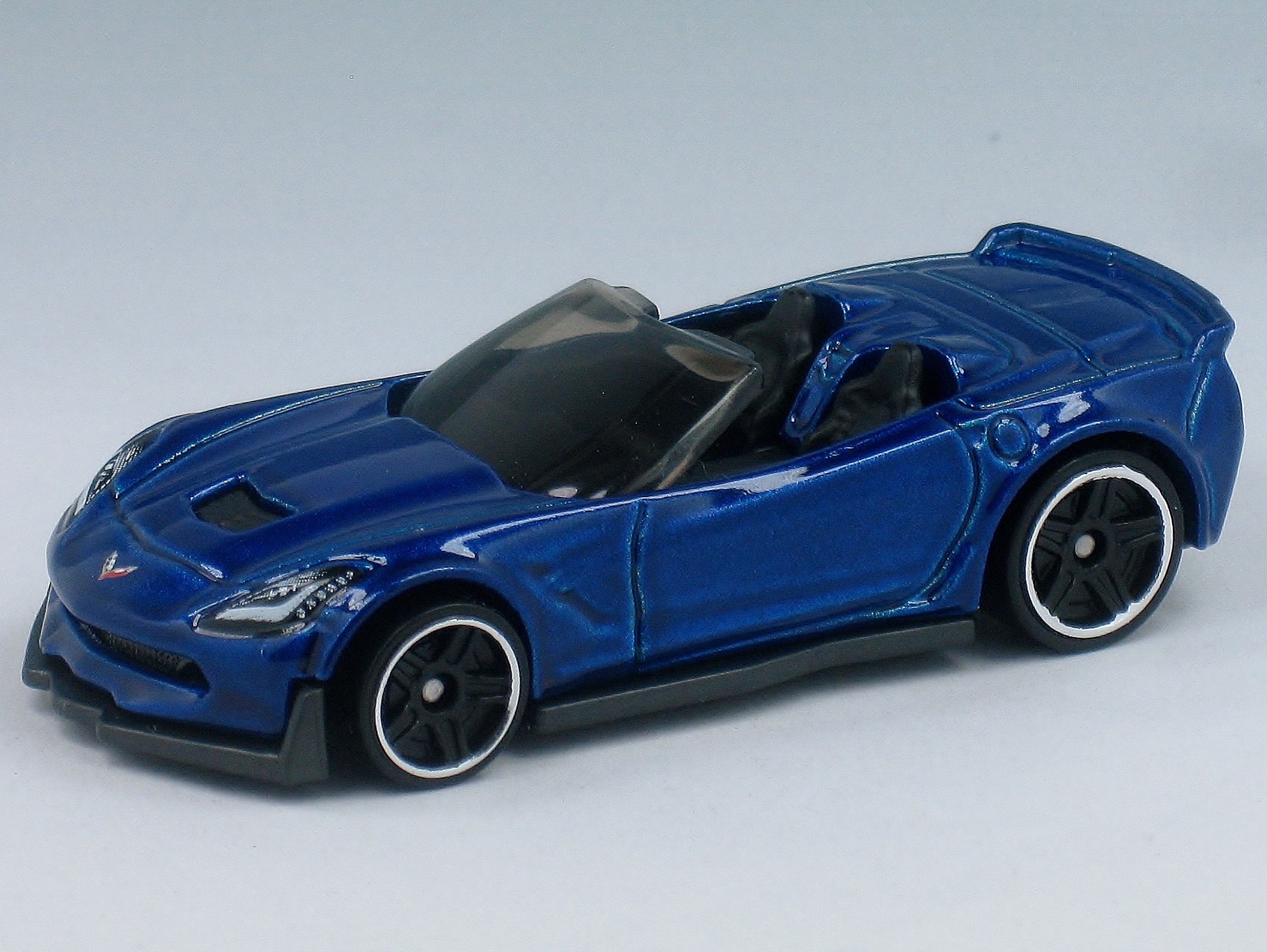 hot wheels corvette c7 z06 convertible