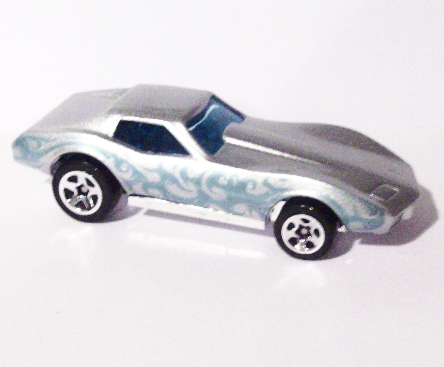 hot wheels 1976 corvette stingray