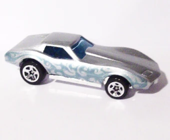 hot wheels 1975 corvette stingray white