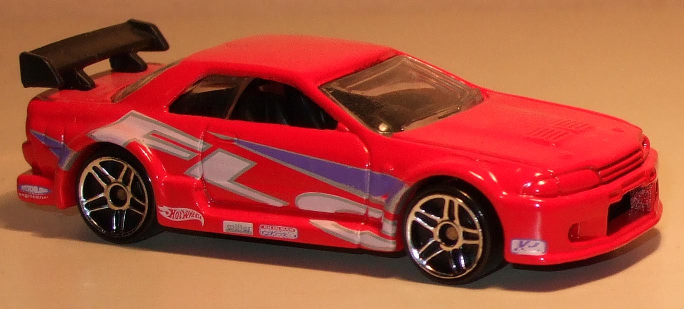 hot wheels nissan skyline 2001