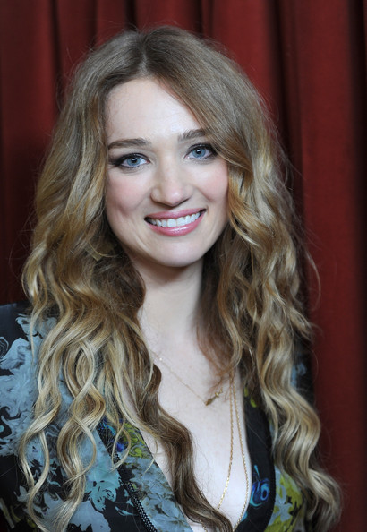 Kristen Connolly | Wiki House of Cards | FANDOM powered by ...