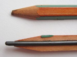 Bleistift halbiert 02