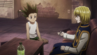 Gon chats with Kurapika