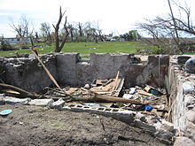 Parkersburg tornado damage1