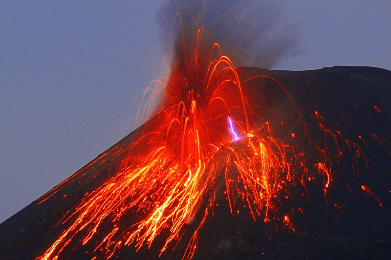 Действующий ли вулкан везувий