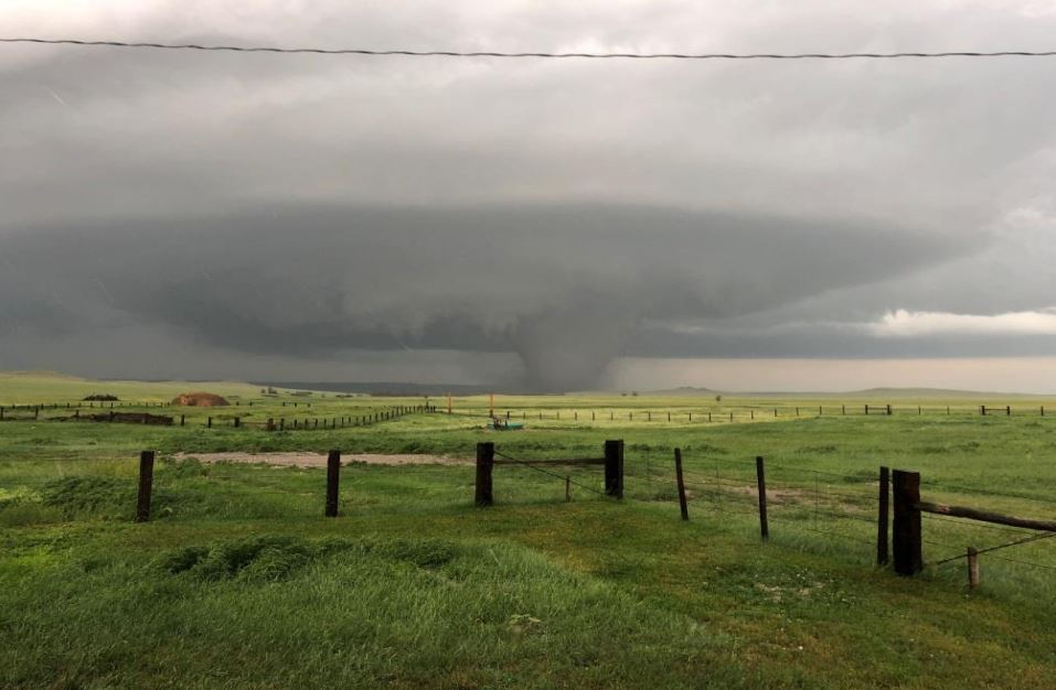 Южная Дакота Торнадо. Ef3 Торнадо. Ef3 Tornado. Торнадо. Ветры торнадо на великой равнине