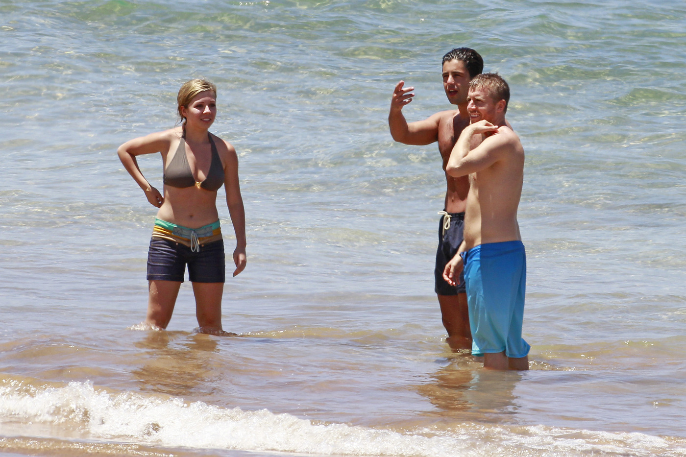 Love In Paradise: Jennette McCurdy's Secret Romance With A Hawaiian Paul