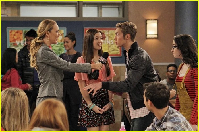 Lindy And Logan I Didn T Do It Wiki Fandom Powered By Wikia